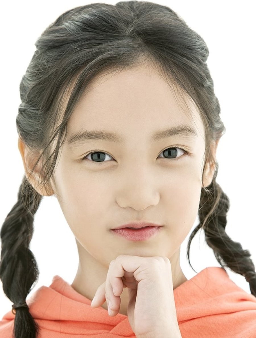 Ingat pemeran Ji Eun-tak 'Goblin' kecil? Ini 9 potret terbarunya