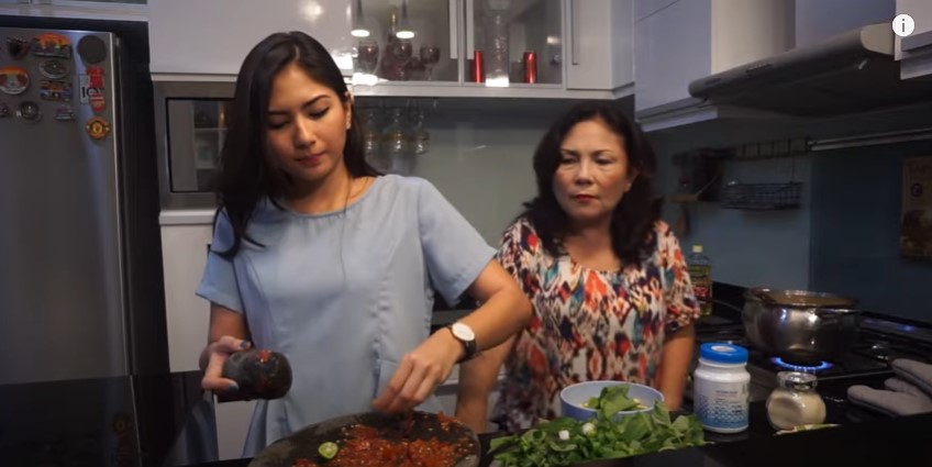 7 Trik Jessica Mila bikin bubur Manado jadi hidangan sehat untuk diet