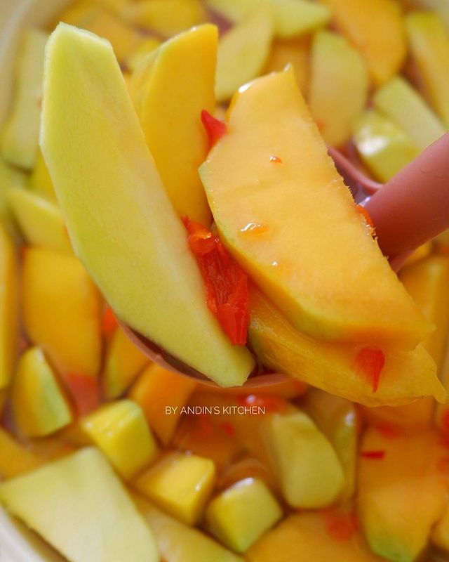 15 Cara membuat manisan mangga basah, segar dan mudah dibuat