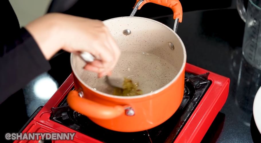 7 Trik masak cibay ala Shanty Denny, rasanya khas camilan Sunda