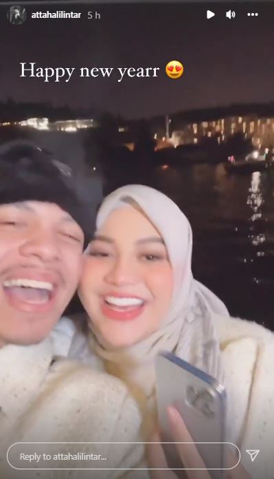 Momen 11 seleb rayakan tahun baru perdana sebagai pasangan suami istri