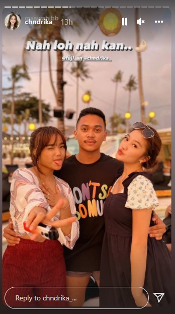 Momen Fuji bertemu Chika di Bali berbagai sumber