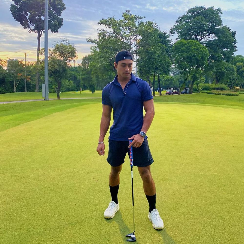 Dijodohkan dengan Fuji saat di Bali, ini 11 potret Austin Alexander