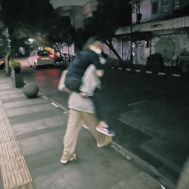 Dikabarkan dekat, ini 11 foto Adhisty Zara dan Abimanyu 'Jurnal Risa'