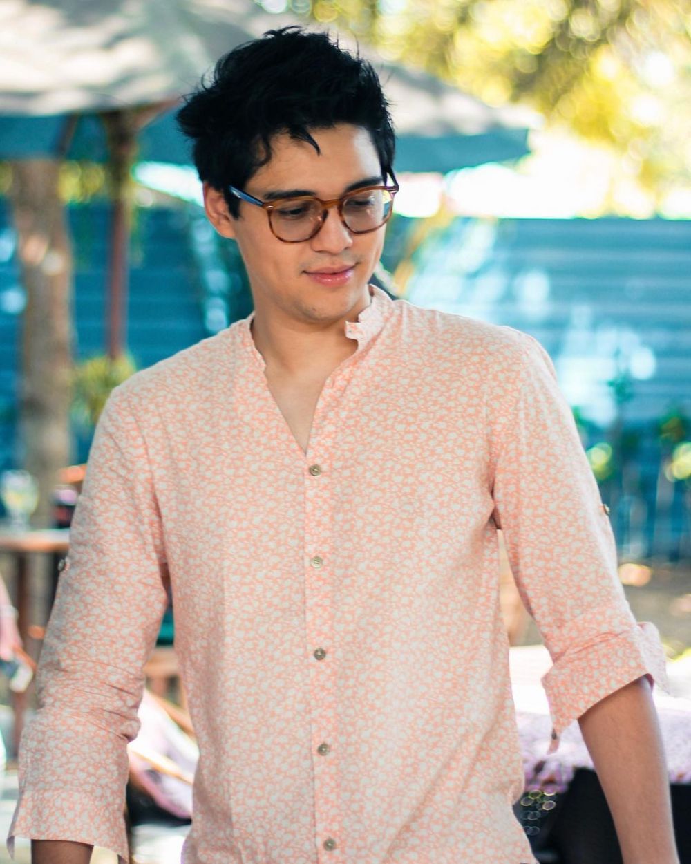 11 Aktor sukses perankan suami selingkuh, Reza Rahadian bikin emosi