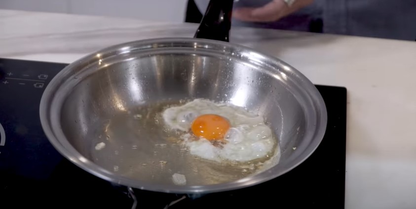 9 Langkah Inul Daratista bikin sup timun telur, ekonomis dan antiribet