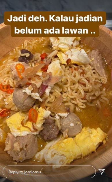 9 Masakan serba mi ala Jordi Onsu, simpel dan menggugah selera