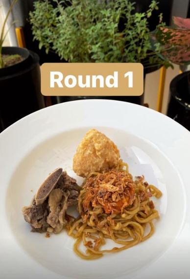 9 Masakan serba mi ala Jordi Onsu, simpel dan menggugah selera