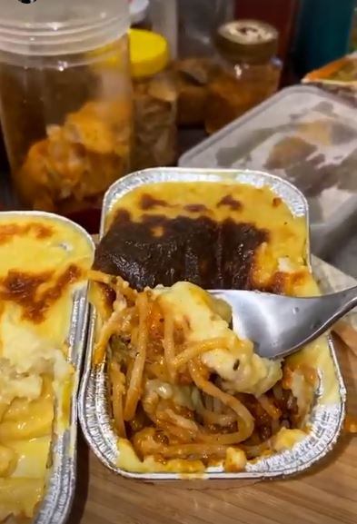 9 Masakan serba mi ala Jordi Onsu, simpel dan menggugah selera