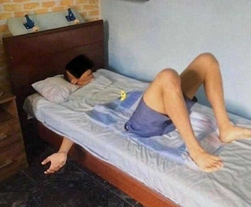 13 Momen lucu orang asal bergaya ini potretnya kocak abis