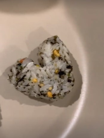 7 Kreasi olahan nasi ala Sarwendah, auto bikin anak makan lahap