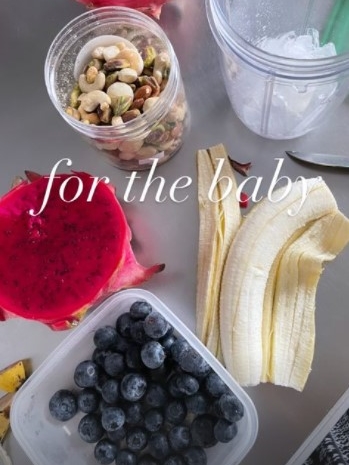 9 Minuman ini dikonsumsi seleb saat hamil, bantu jaga kesehatan janin