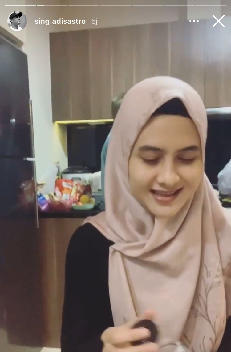 9 Pesona Lestari, calon istri Adi Sastro mantan Glenca Chysara