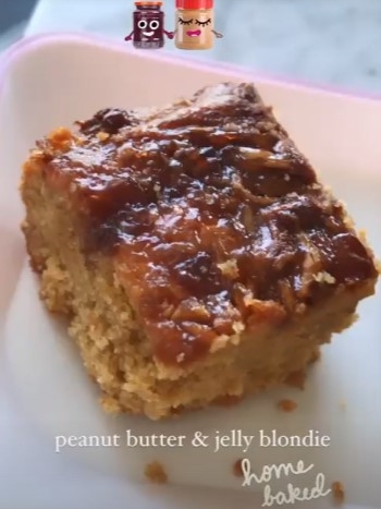 Kreasi bolu ala 10 seleb ini simpel, bisa jadi camilan keluarga