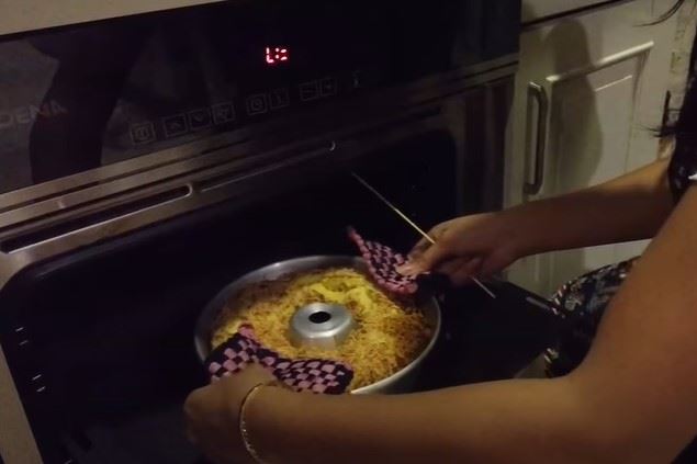 Kreasi bolu ala 10 seleb ini simpel, bisa jadi camilan keluarga