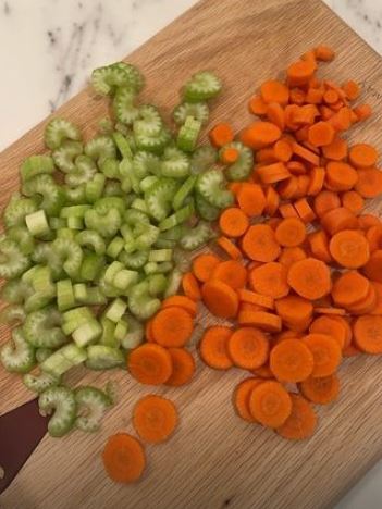 11 Bahan makanan Kylie Jenner saat hamil, sehat dan baik untuk janin