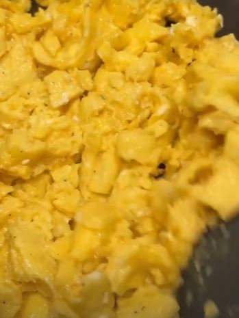 11 Bahan makanan Kylie Jenner saat hamil, sehat dan baik untuk janin