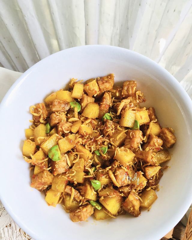 25 Resep sambal goreng kentang rumahan, mudah dibuat dan bikin nagih