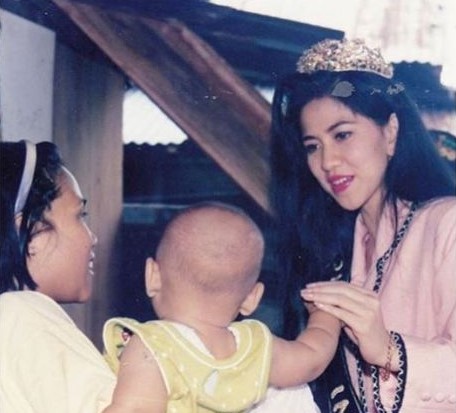 7 Potret lawas Venna Melinda saat jadi Puteri Indonesia, menawan