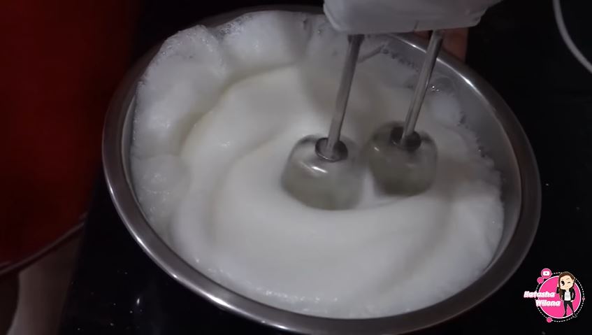 12 Trik Natasha Wilona bikin bolu marmer antigagal, mudah ditiru