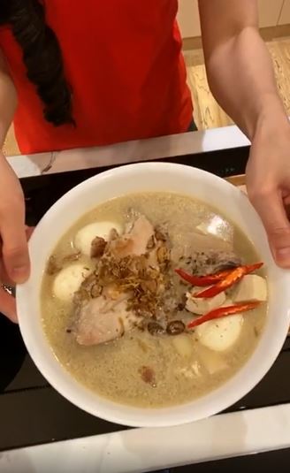 9 Langkah Sandra Dewi bikin opor ayam simpel, cuma 20 menit