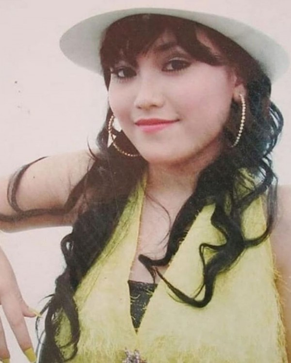 9 Potret lawas Ayu Ting Ting di panggung hajatan, alis masih segaris