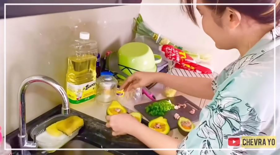 9 Langkah Via Vallen bikin alpukat panggang, nggak sampai 10 menit