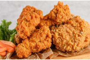 11 Kesalahan menggoreng ayam yang tak banyak disadari