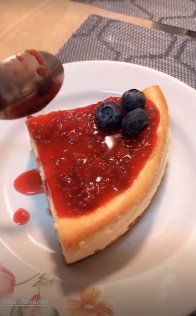 9 Langkah Vebby Palwinta membuat cheese cake, lembut dan antigagal