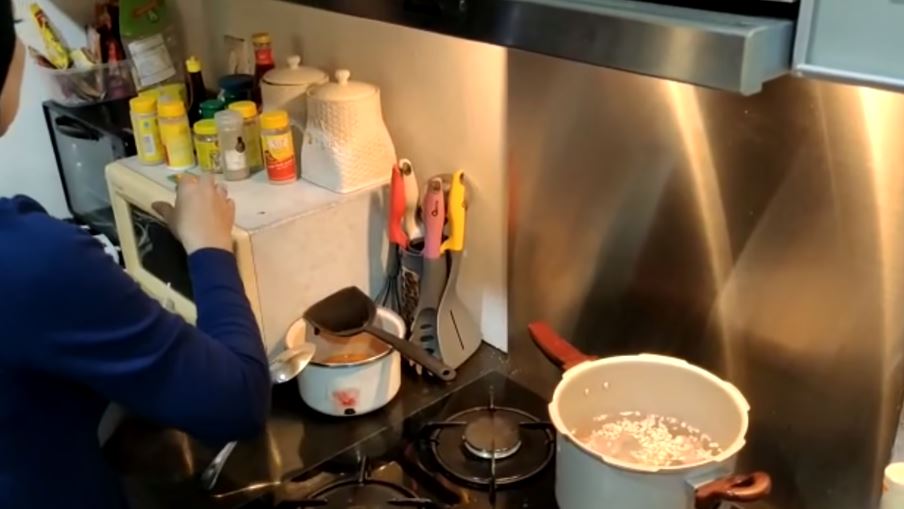 9 Trik Venna Melinda bikin sup kimlo, tetap enak meski minim penyedap