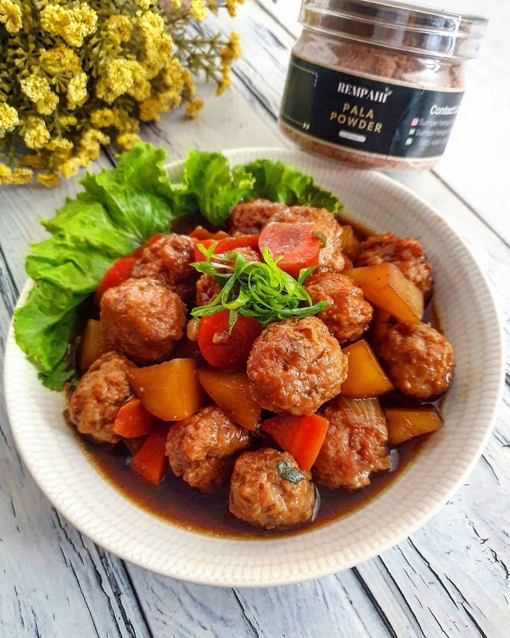 Resep bola daging saus kecap, nikmatnya bikin susah berhenti makan