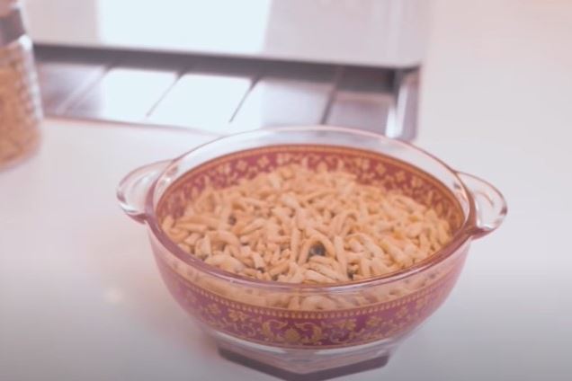 Masakan rumahan ibu 11 seleb, ibunda Ivan Gunawan bikin tumis pare