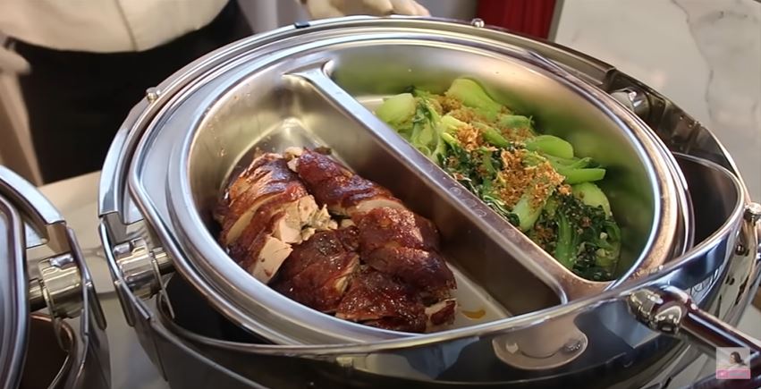 Menu resepsi pernikahan 9 seleb, Vidi Aldiano-Sheila Dara khas Minang