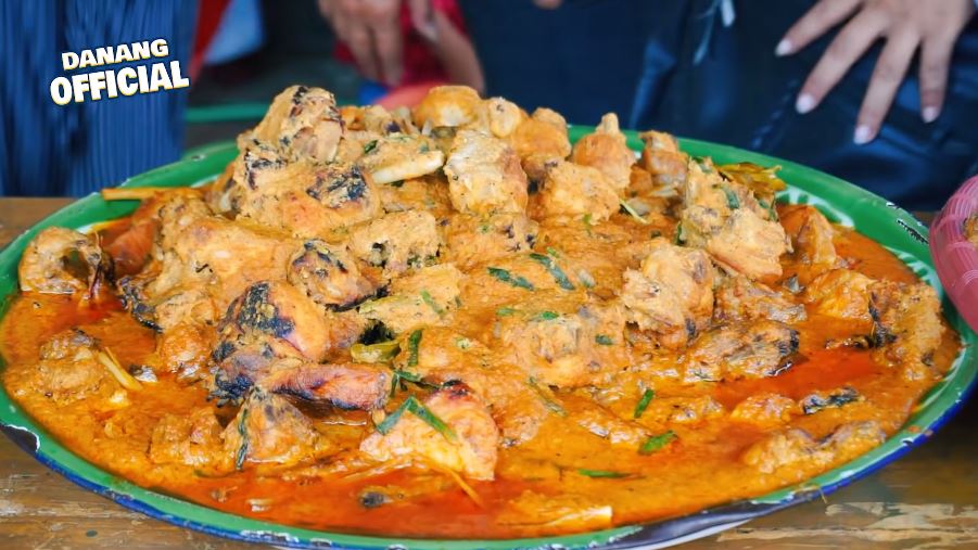 Menu resepsi pernikahan 9 seleb, Vidi Aldiano-Sheila Dara khas Minang