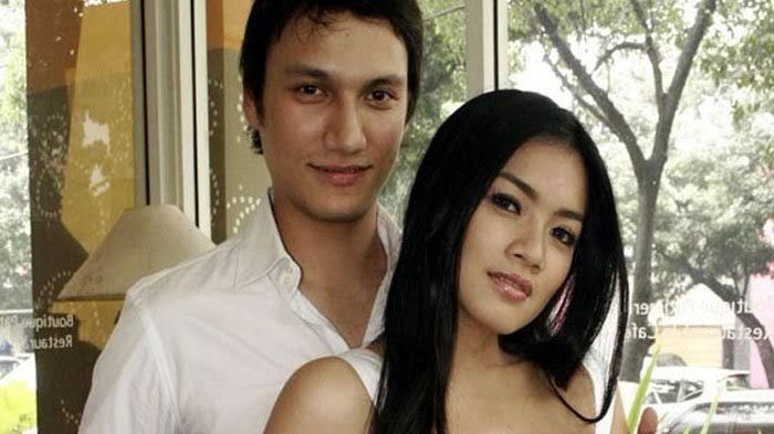 11 Kemesraan Titi Kamal & Christian Sugiono dari pacaran hingga nikah