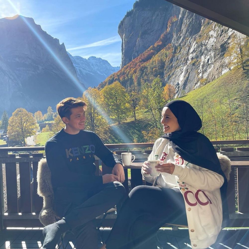 13 Potret mesra Irwansyah & Zaskia Sungkar dari pacaran hingga kini