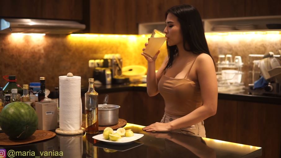 9 Menu makan Maria Vania untuk jaga berat badan, minim karbohidrat