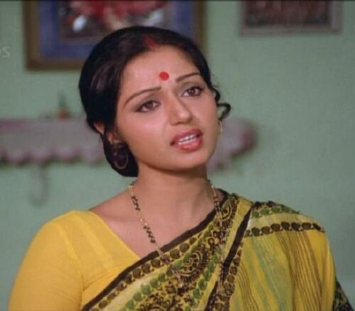 Eksis era 70-an, ini 9 potret masa muda nenek Gunvanti Uttaran