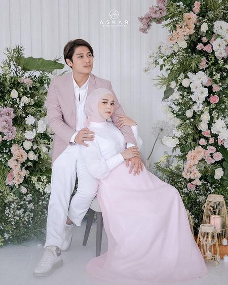 Baru terekspos, 7 gaya foto maternity Lesty Kejora bareng Rizky Billar