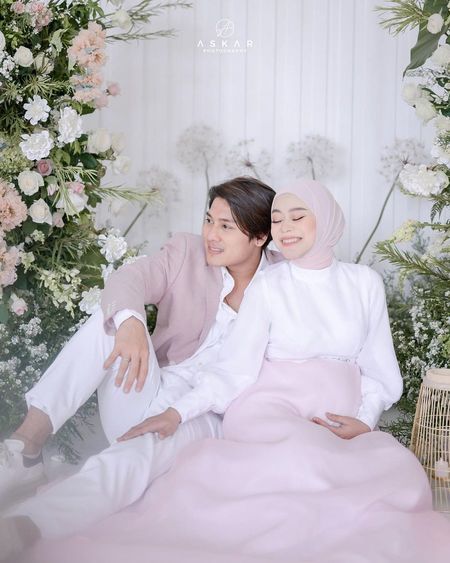 Baru terekspos, 7 gaya foto maternity Lesty Kejora bareng Rizky Billar