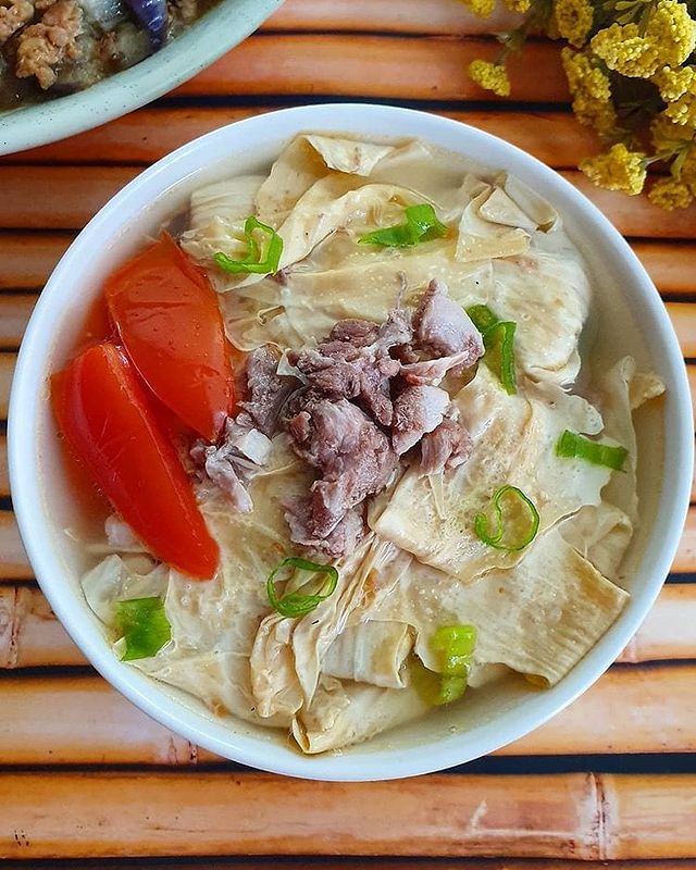 11 Cara membuat kembang tahu kuah, simpel, enak, dan bernutrisi