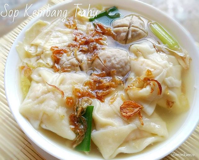 11 Cara membuat kembang tahu kuah, simpel, enak, dan bernutrisi