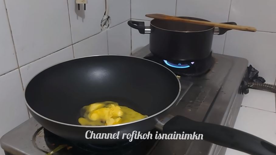 9 Trik masak udang telur asin ala Fikoh LIDA, praktis tanpa tepung