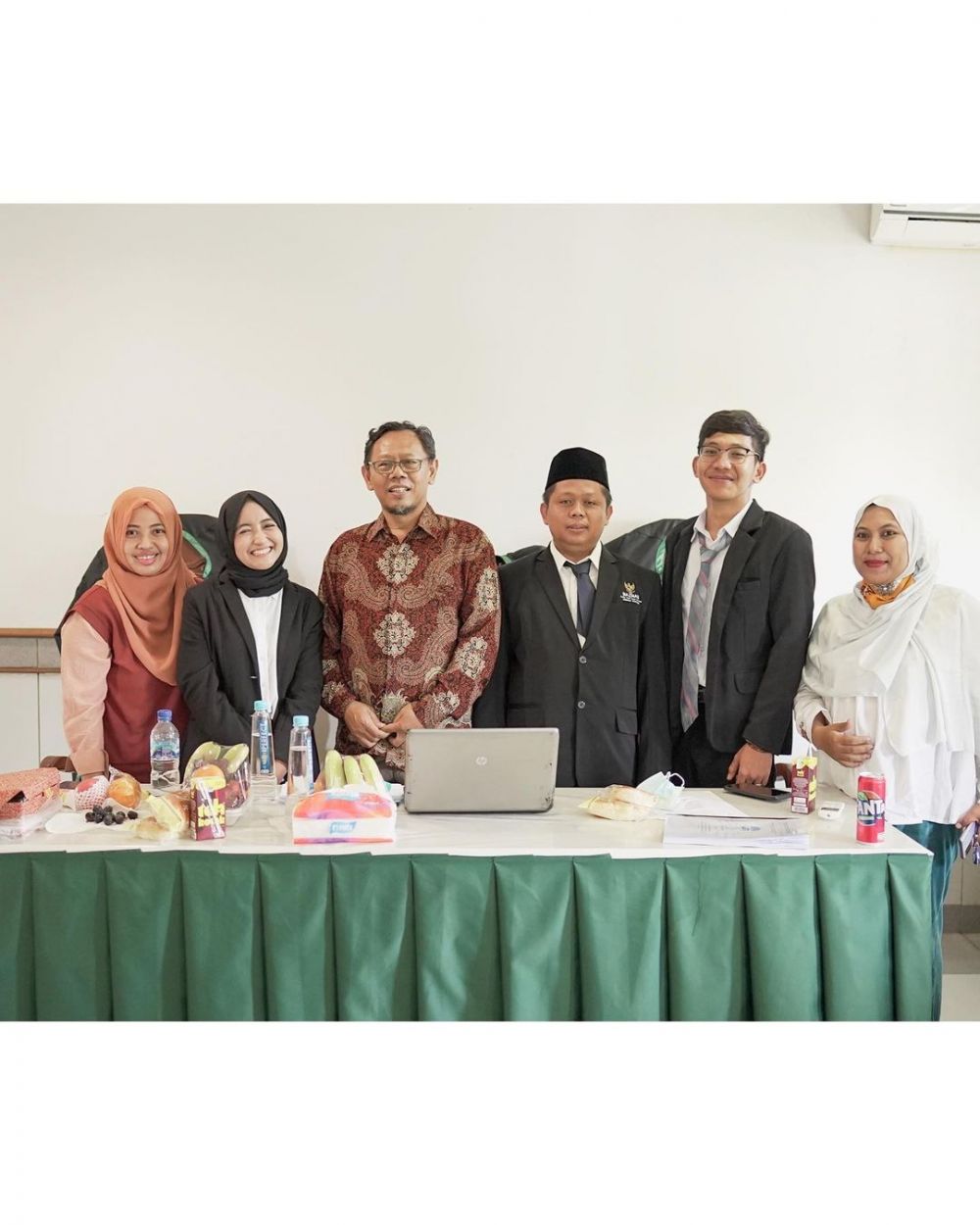 Sempat terancam DO, ini 7 momen kelulusan komika Arafah Rianti