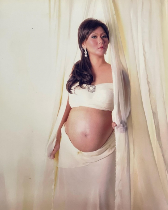 Baru diekspos, ini 11 potret lawas maternity shoot Inul Daratista