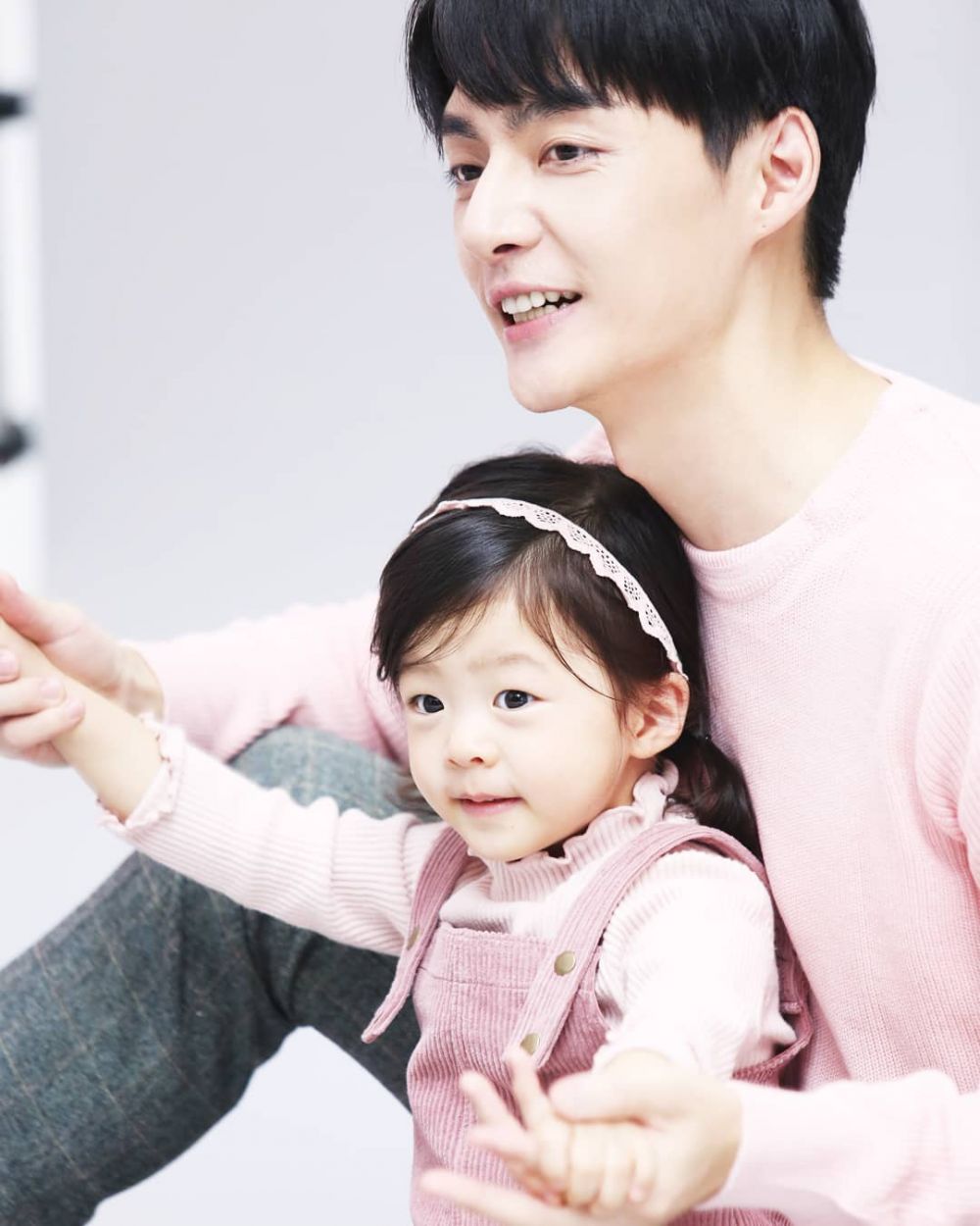 Model cilik ini anak Woo-bin 'Boys Before Flowers', intip 7 potretnya