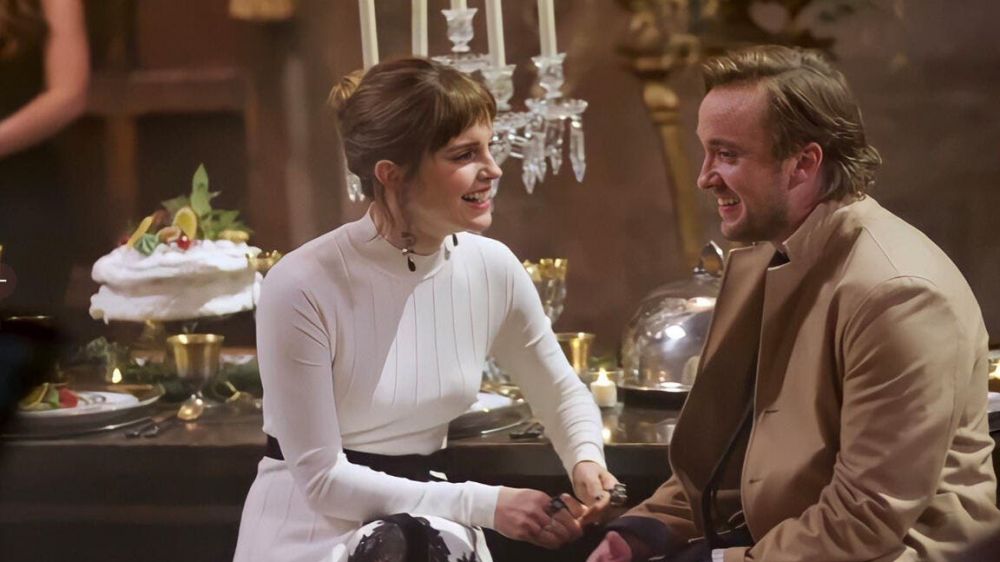 11 Potret kebersamaan Emma Watson dan Tom Felton, akui pernah naksir