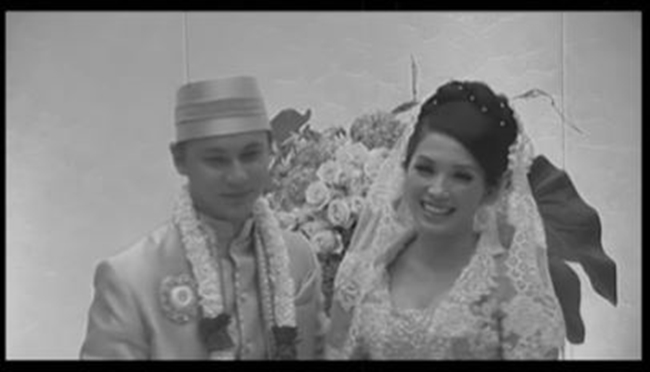 11 Potret Ussy & Andhika Pratama dari pacaran hingga 10 tahun menikah