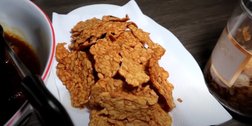 Jaga berat badan ideal, ini 8 menu makan Deswita Maharani sehari-hari