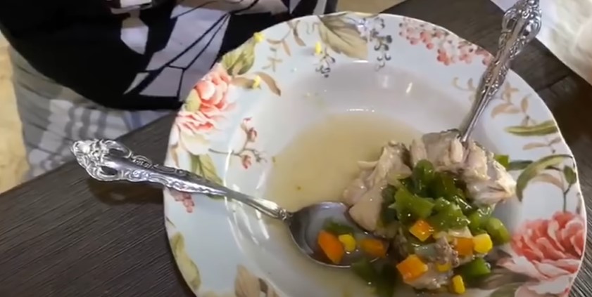 Jaga berat badan ideal, ini 8 menu makan Deswita Maharani sehari-hari